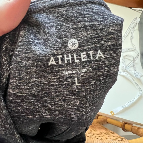 Athleta Cropped Leggings - Picture 6 of 7